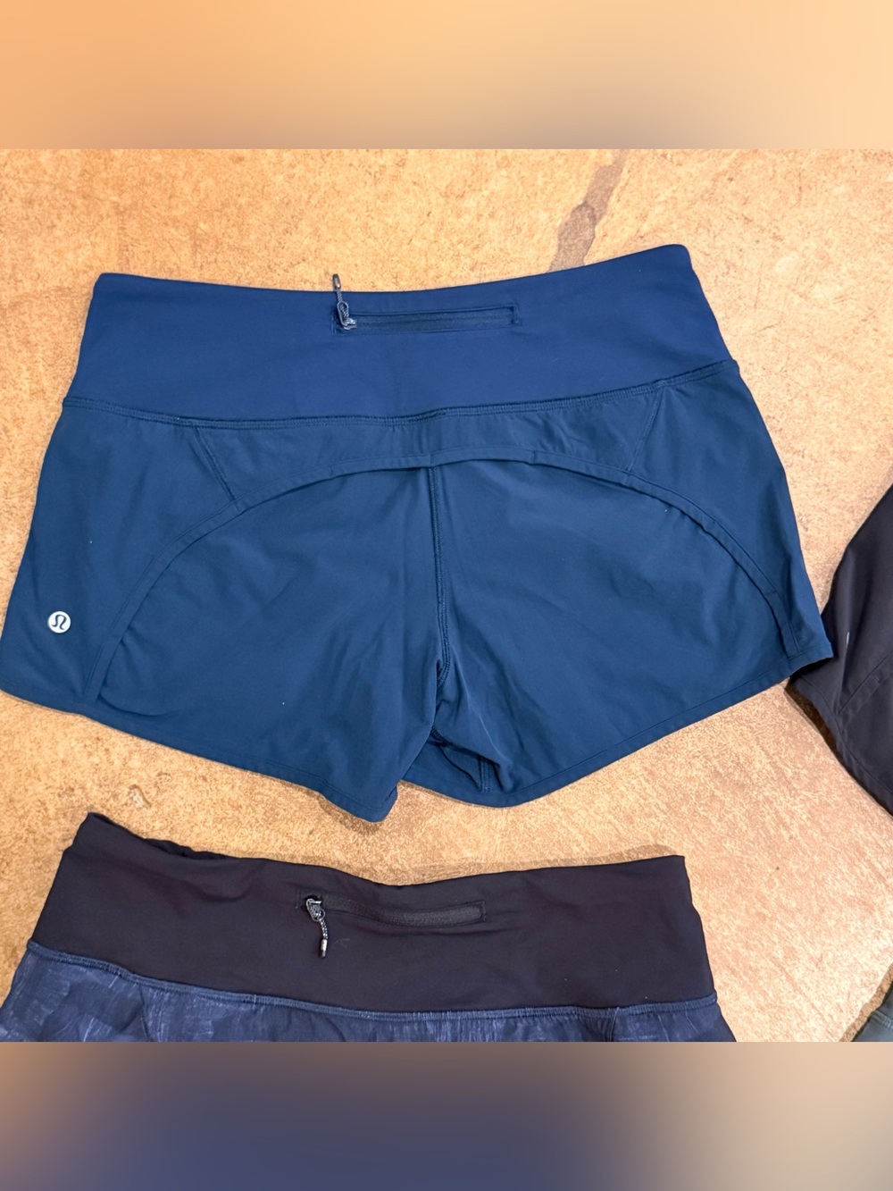 Lot 5 Lululemon Tracker Short V *4"/Lululemon Run Times Short *4-way Stretch (6) - Picture 6 of 12